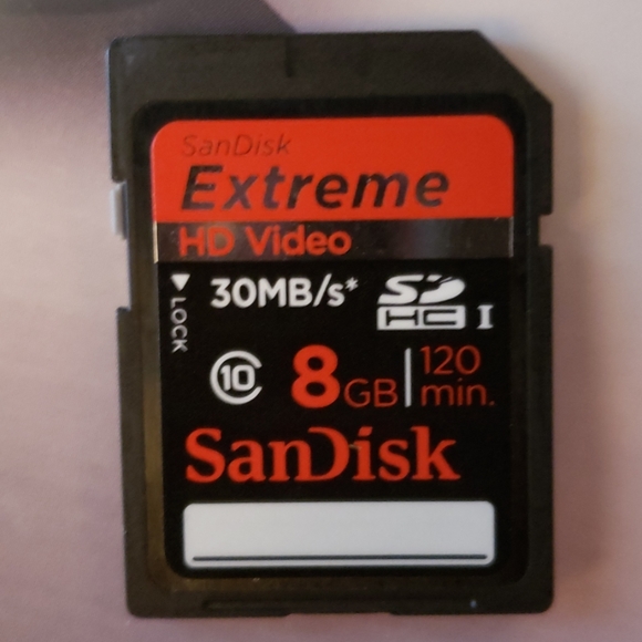 Canon EOS Rebel T3i Camera Bundle - Picture 8 of 8